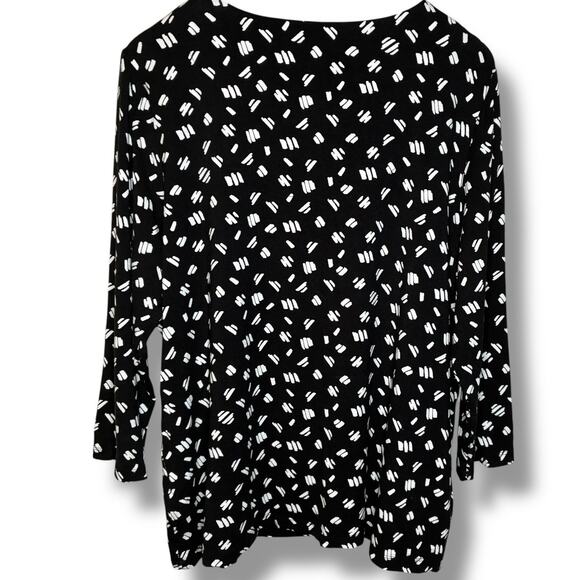 Chico's Top Women's Sz 3 (XL) Square Neck White Dash Print Soft Rayon 3/4 Sleeve - Picture 2 of 6